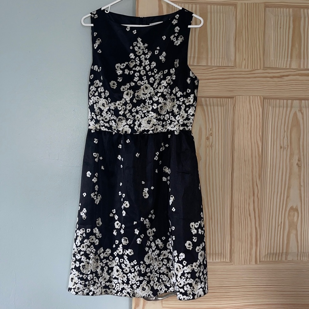 J. Taylor dress— never worn. Size 10!!!!